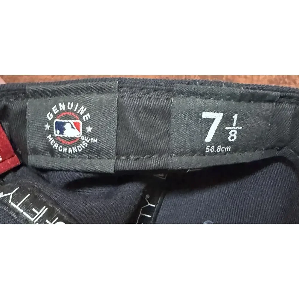 New Era Cleveland Indians Official On-Field Cap 59 Fifth Fitted 7 1/8 MLB